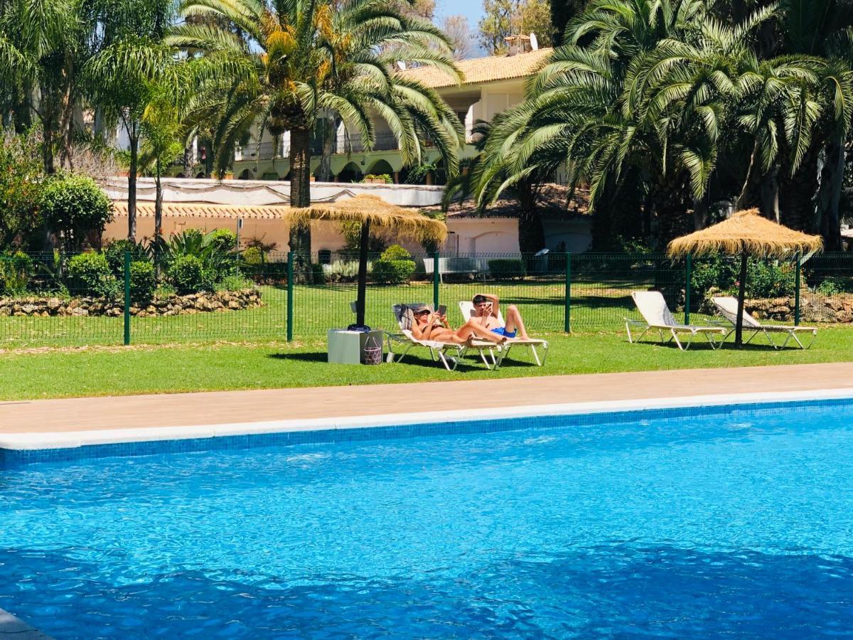 Puerto Banus Apartamento Fantastico 马尔韦利亚 外观 照片