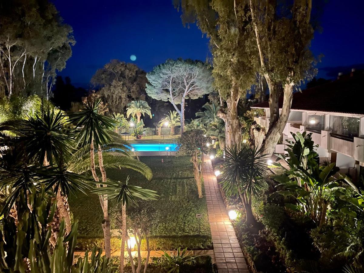 Puerto Banus Apartamento Fantastico 马尔韦利亚 外观 照片